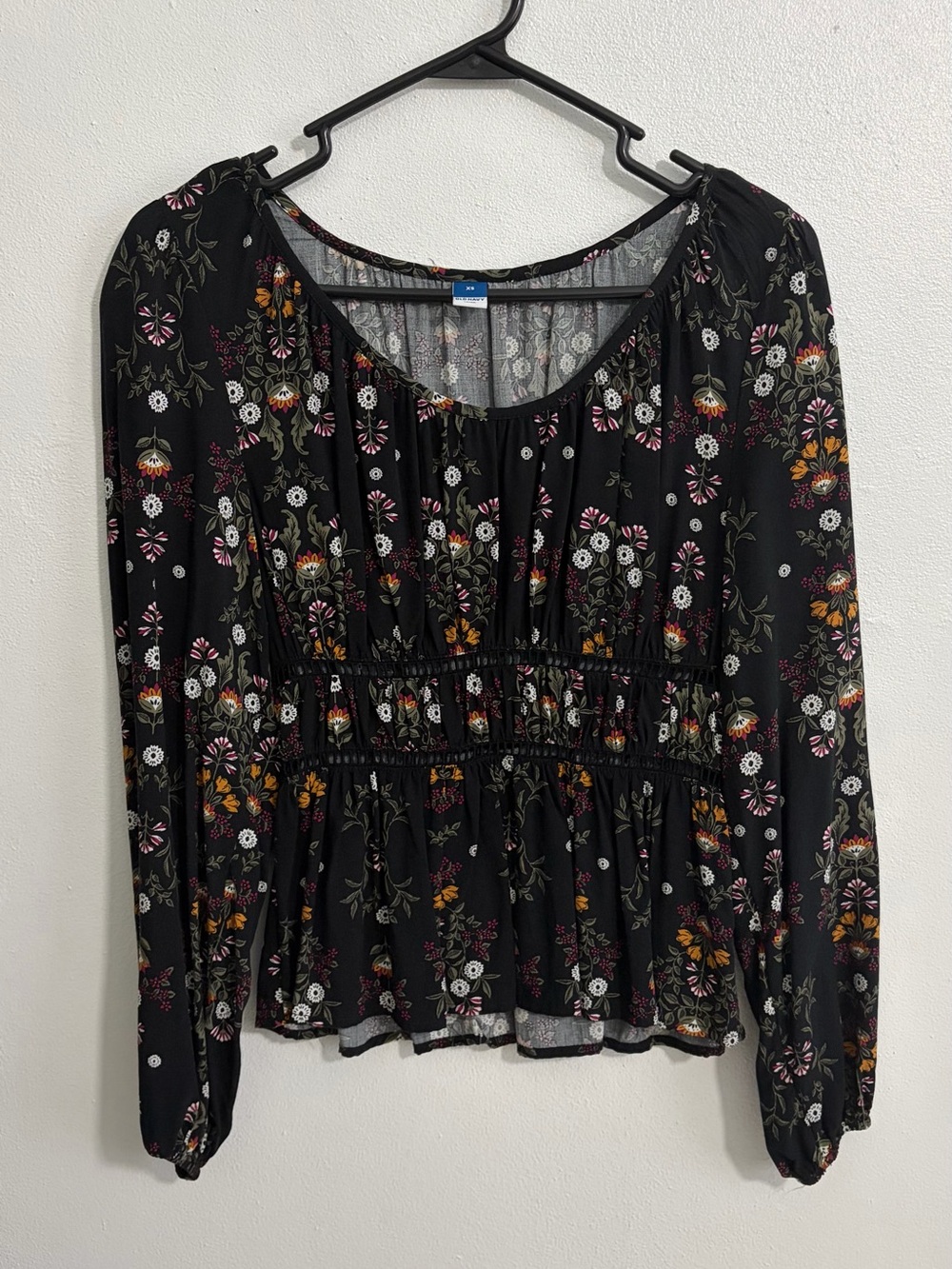 Old Navy Black Floral Smocked Peplum Blouse Long Sleeve